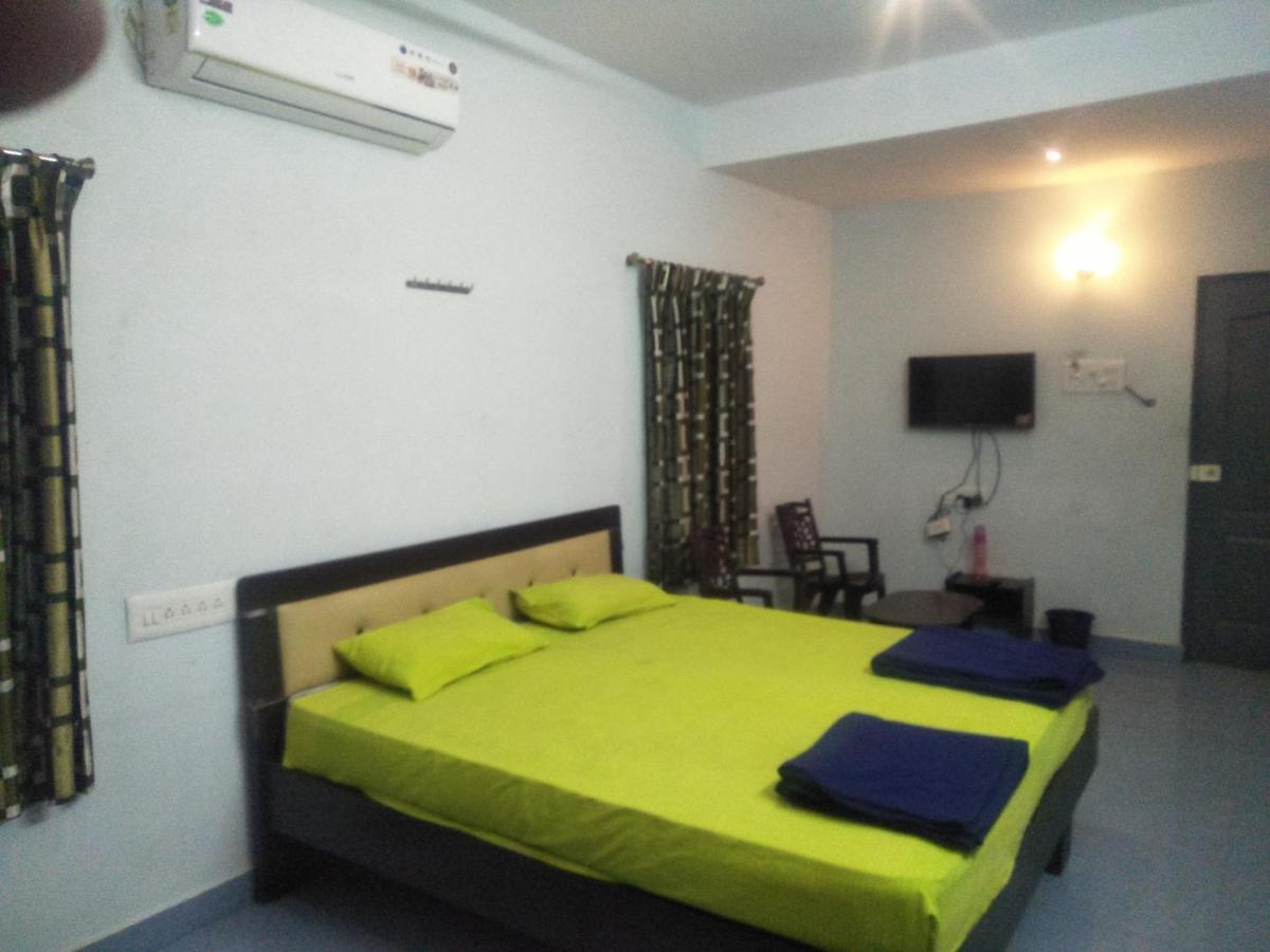 The Alp Hotel Madurai Buitenkant foto
