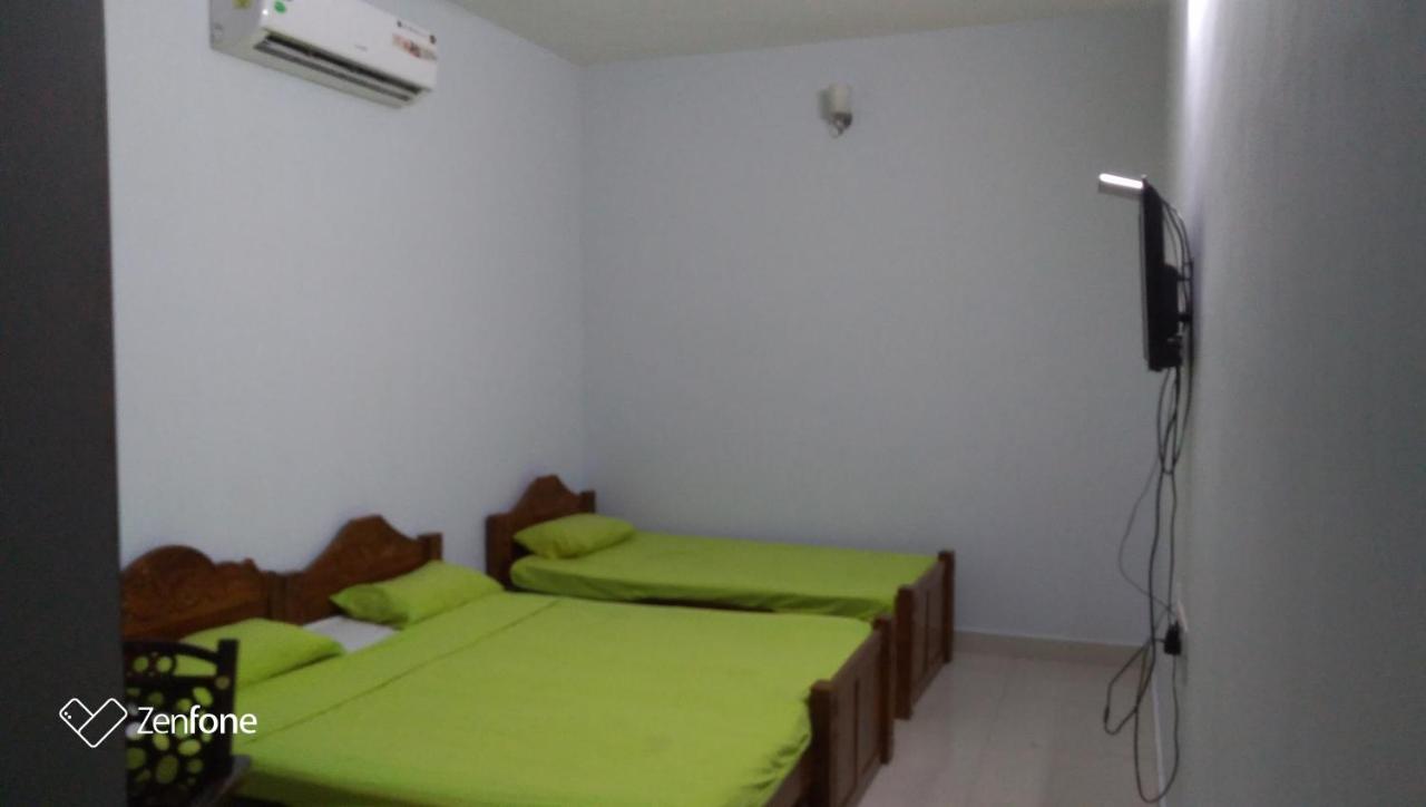 The Alp Hotel Madurai Buitenkant foto